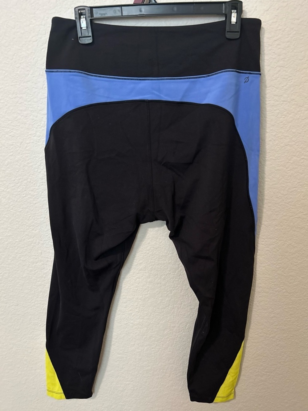 Peloton Colorblock High Rise Cropped Leggings Size XL Black Blue Yellow - Picture 5 of 6
